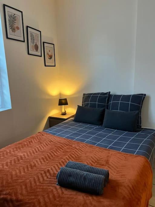 Studio 4 - Cosy Bord De Loire Orleans Bagian luar foto
